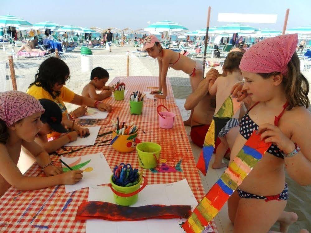 Hotel Lido Europa Riccione Eksteriør billede